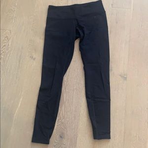Black lululemon leggings